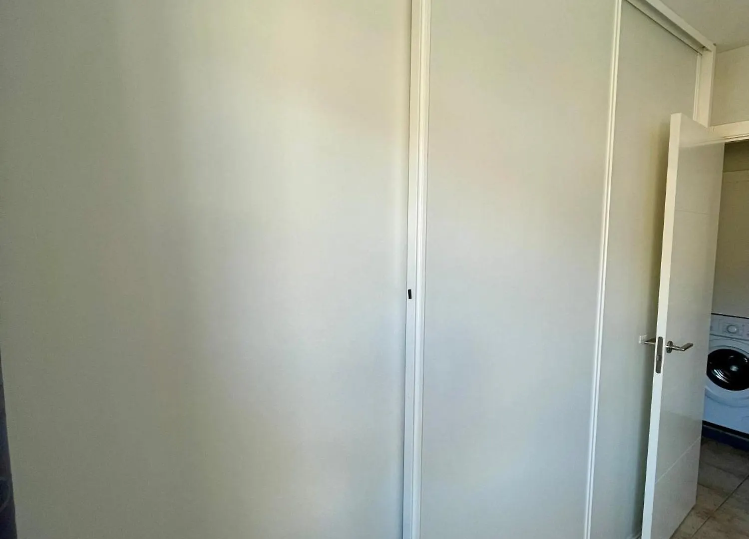 First line, upscale apartment Los Cristianos! Arona